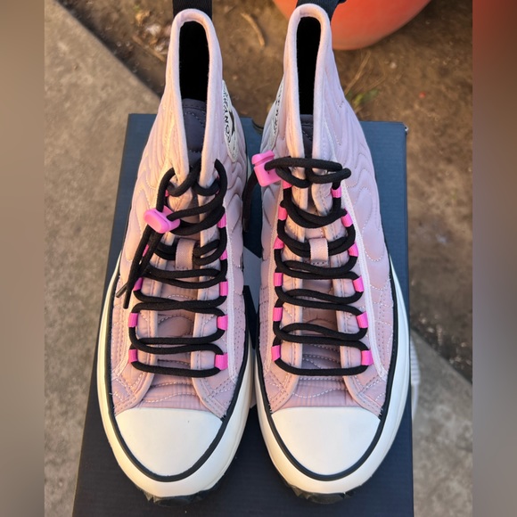 Women’s converse platform shoes 7.5 - Picture 4 of 5